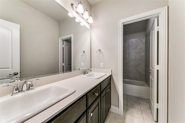 Building Photo - 17660 Sequoia Dr