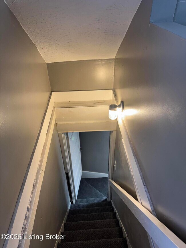 Building Photo - 829 S 37th St