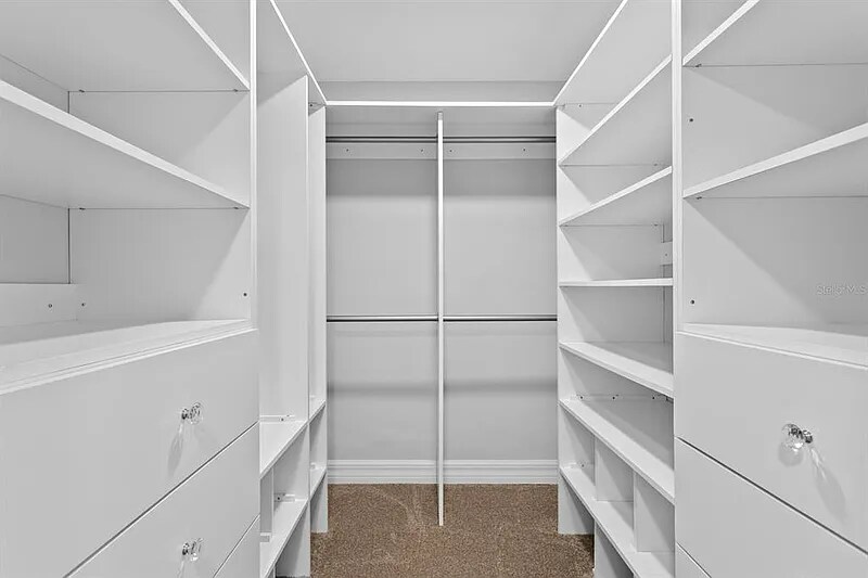 Building Photo - 1200 N Shore Dr NE