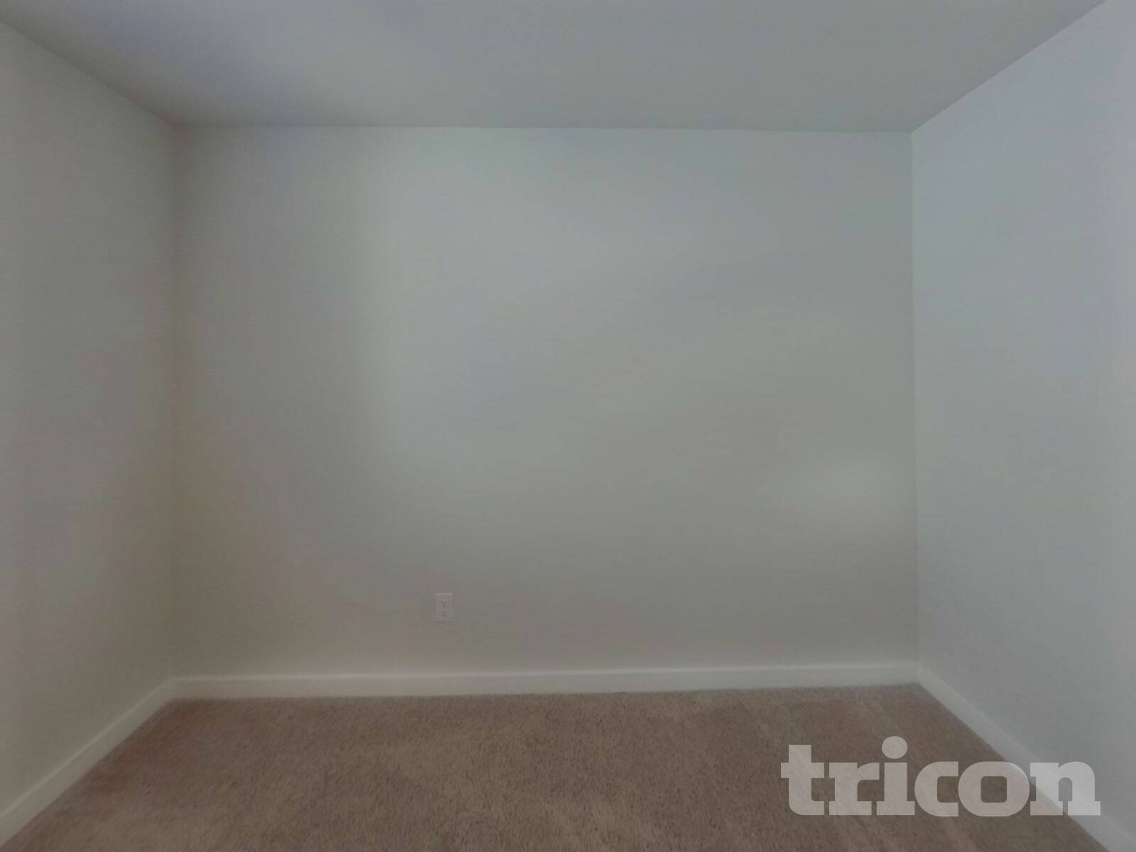 Building Photo - 2412 Appalachian Trl Dr