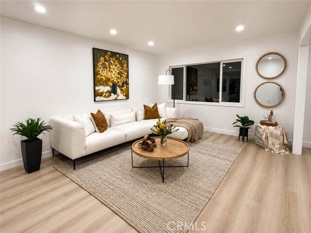 Building Photo - 1065 S Prospero Dr