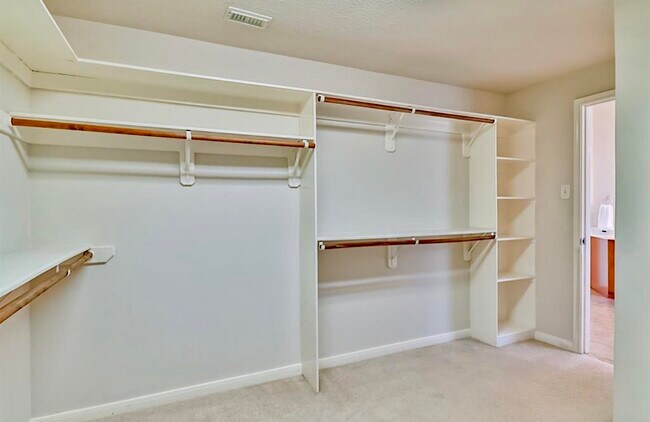 Building Photo - 20954 Kransburg Ridge Dr