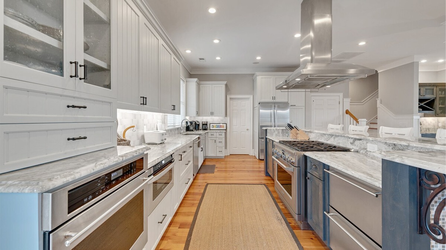 Building Photo - 60 Pioneer Loop