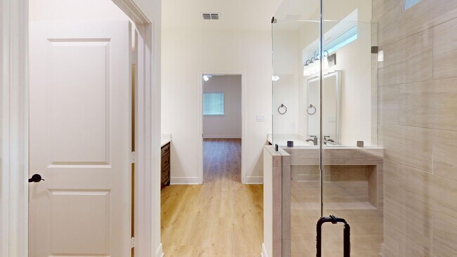 Building Photo - The Bowie-3BR/2BA w/2-car garage