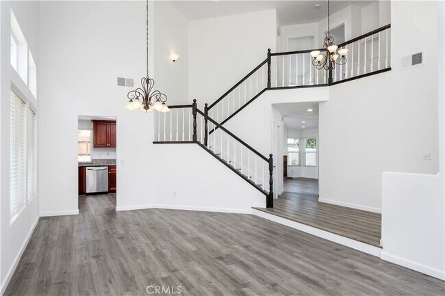 Building Photo - 8608 Oakthorn Cir