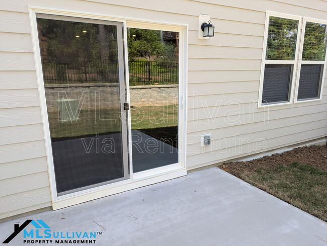 Building Photo - 173 Cabernet Dr