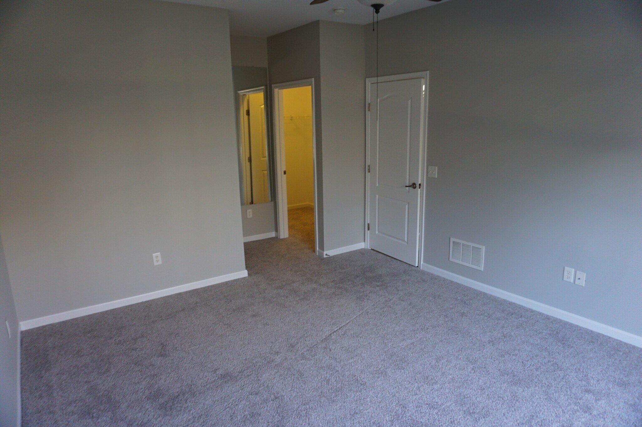 Master Bedroom - 2636 Harding Ct