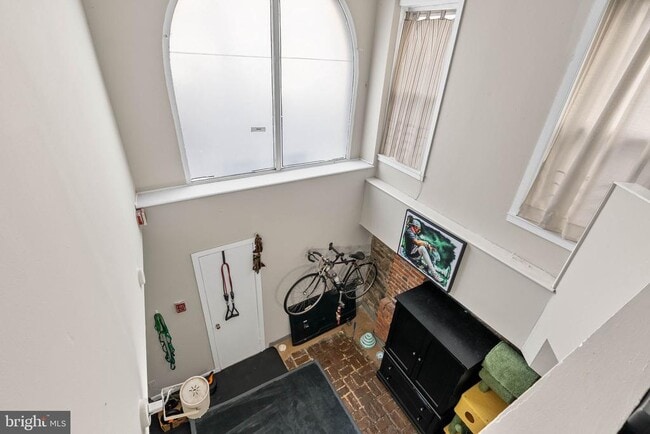 Building Photo - 787 S 3rd St