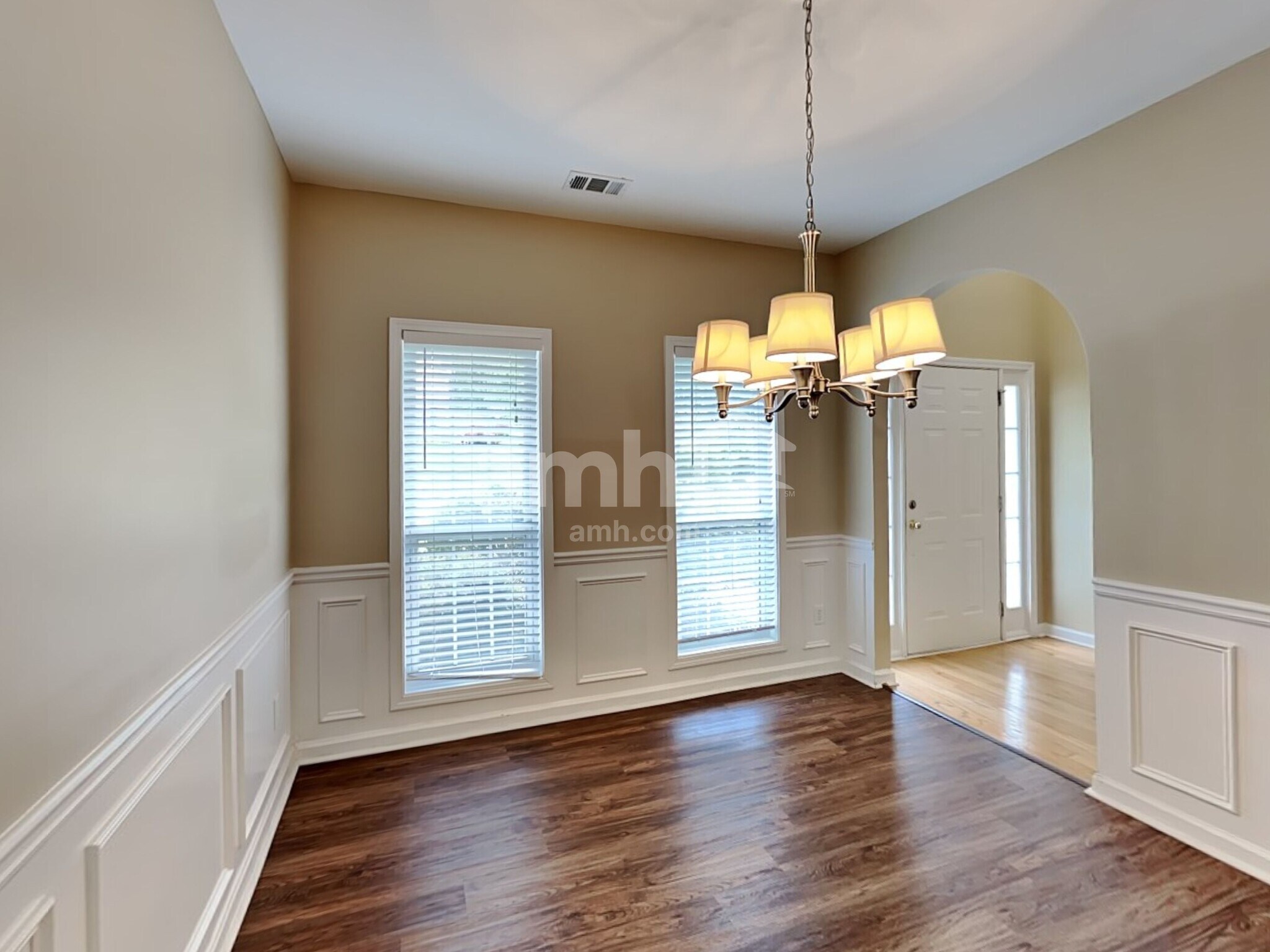 Building Photo - 169 Hunt Creek Dr