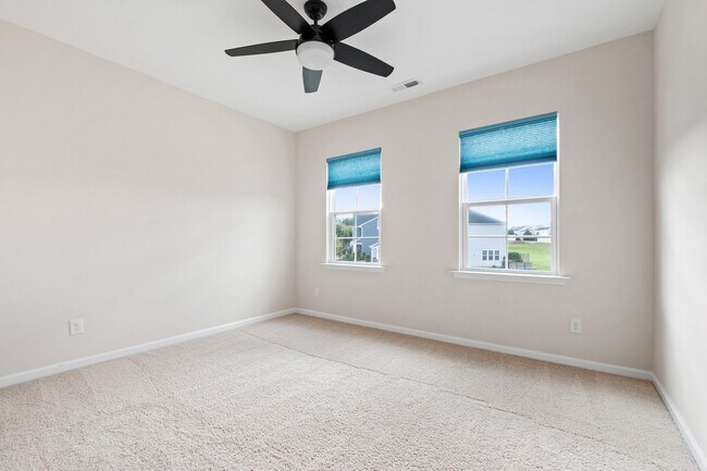 Building Photo - Live Beautifully in This Upgraded 4-Bedroom Home in Apex!