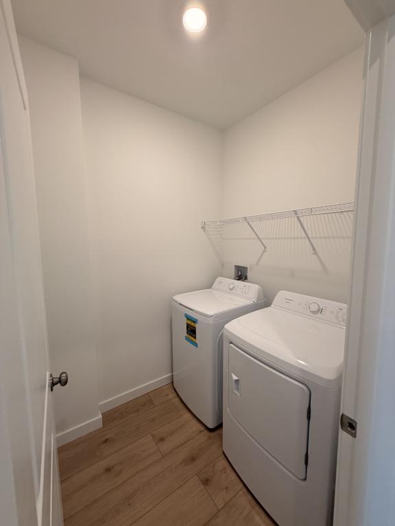 Building Photo - 5063 Loggia Ln