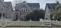 Building Photo - 941 W Front St