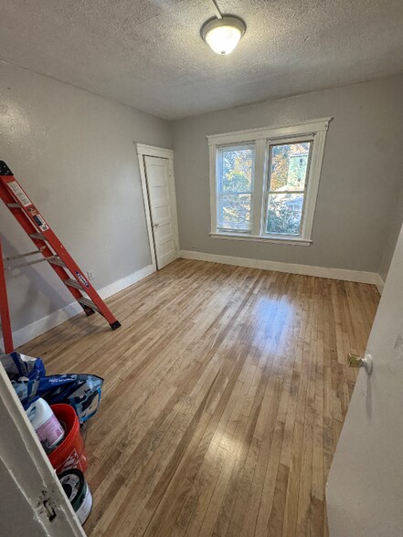 Building Photo - 39 Stanton St