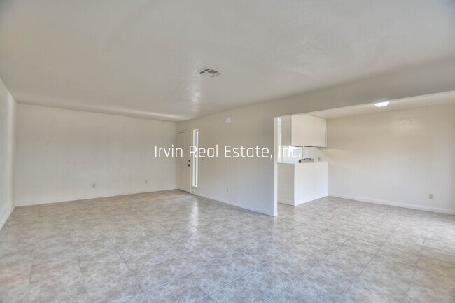 Building Photo - 3818 Otto Dr