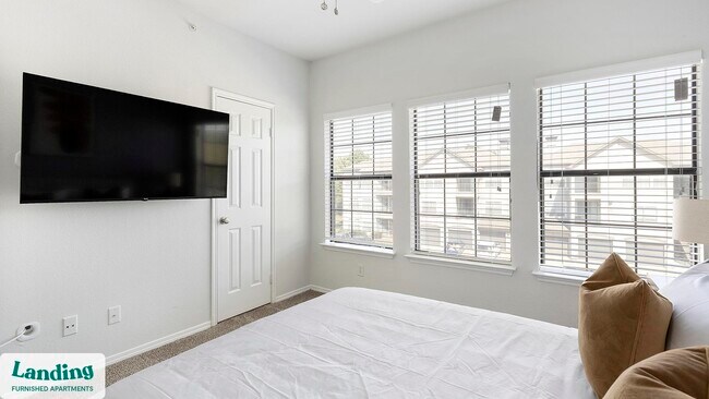 Building Photo - 1601 W Arbrook Blvd