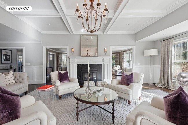 Building Photo - 3368 Noyack Rd