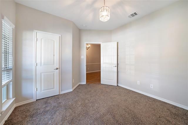 Building Photo - 2920 Colorado Dr
