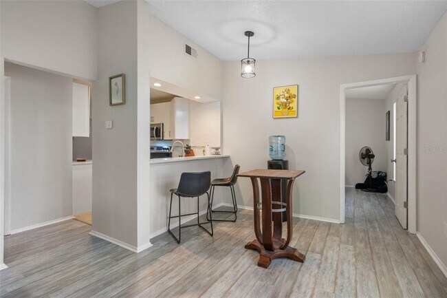 Building Photo - 14733 Norwood Oaks Dr