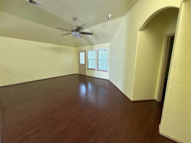 Building Photo - 21214 Colton Cove Dr