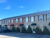 Building Photo - Coming Soon! 2 Bed/1.5 Bath townhouse in Gray $1350 near shopping, restaurants, 1-26 and TRI-Citi...