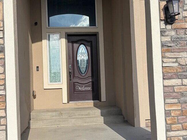 Building Photo - 10525 Mt Sherman Way