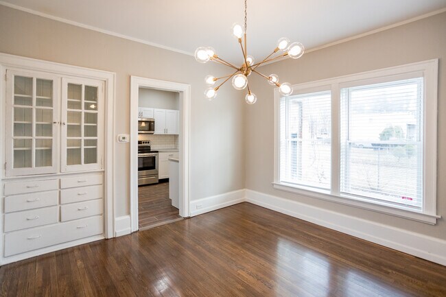 Building Photo - 8142 E Vernor Hwy