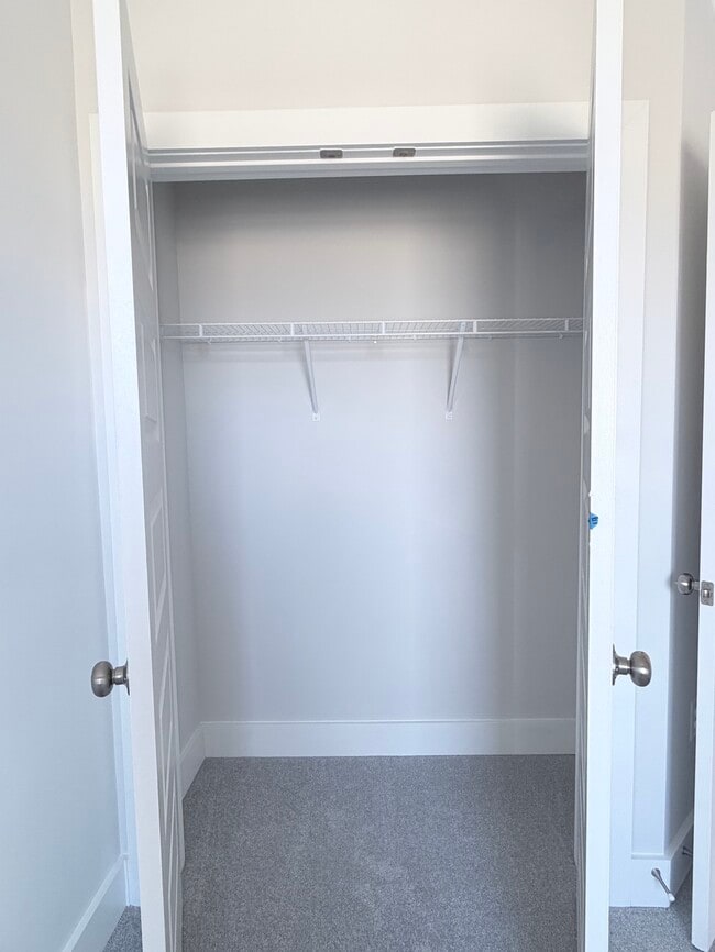 Building Photo - 9454 Belladdie Way