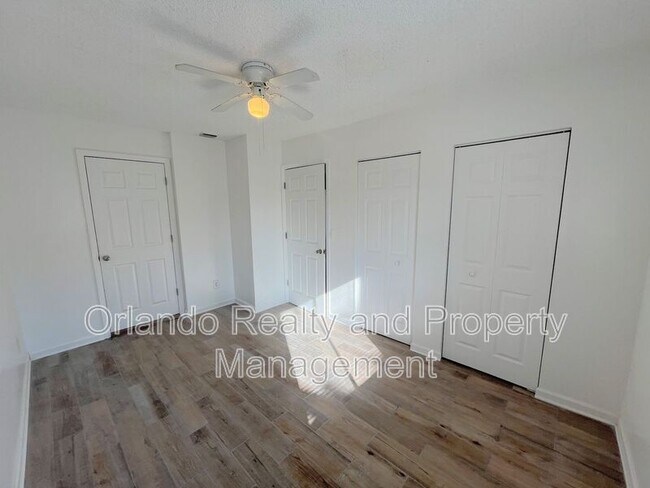 Building Photo - 5151 Picadilly Circus Ct