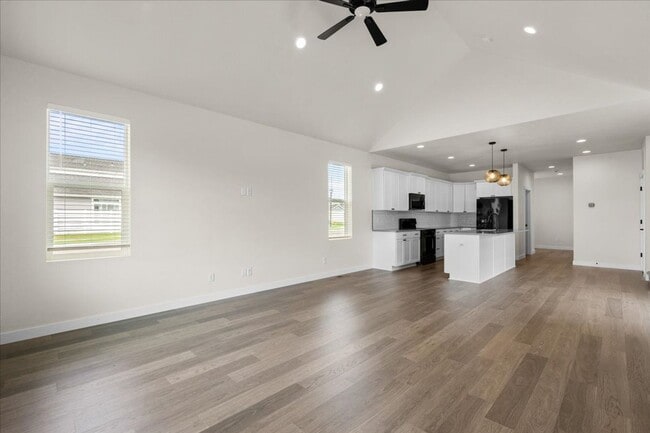 Building Photo - Newly Constructed Home with Spacious Layout