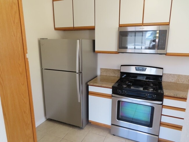 Building Photo - Three Bedroom Two Bath Home in La Mesa