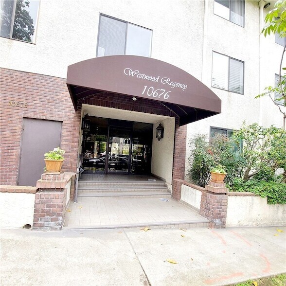 Primary Photo - 10676 Wilkins Ave