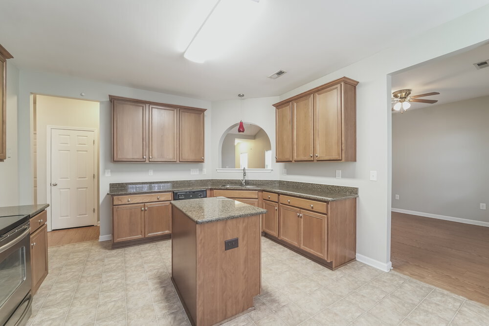 Building Photo - 769 Mott Shue Dr SW