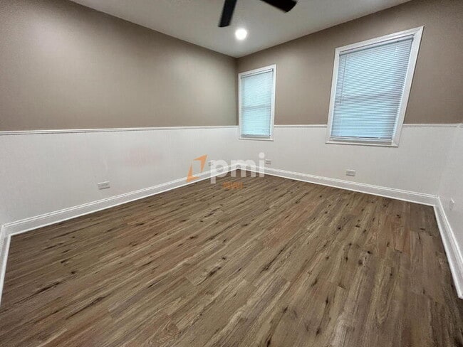 Building Photo - 99-105 W McAlpin St