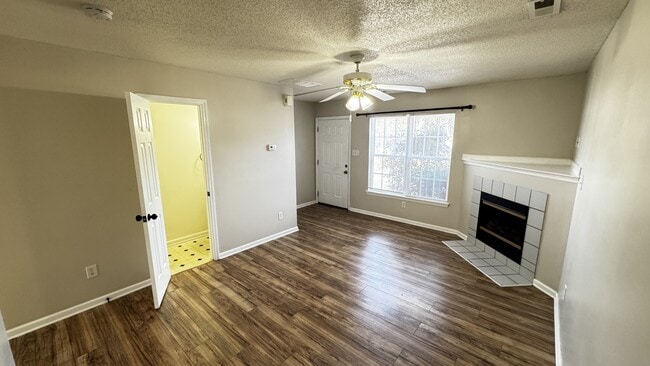 Building Photo - 509 Timberlake Trail