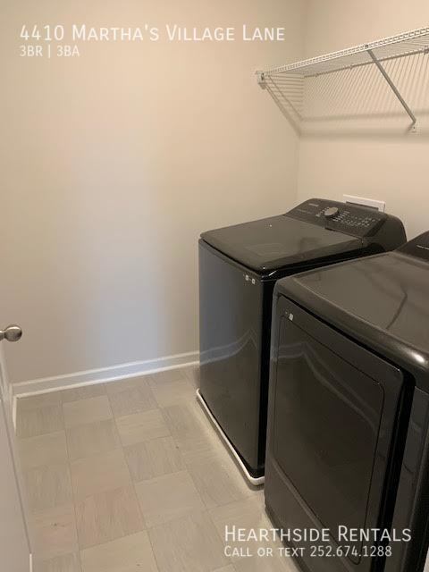 Building Photo - 4410 Marthas Vlg Ln