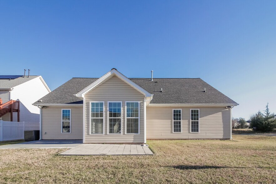 Building Photo - 13036 Neely Glen Dr