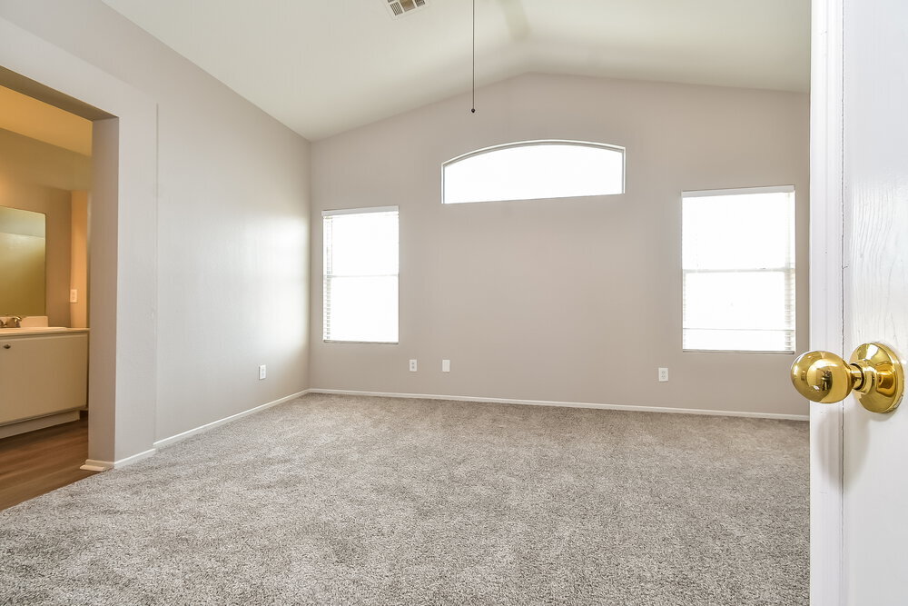 Building Photo - 5452 Pergola Ct