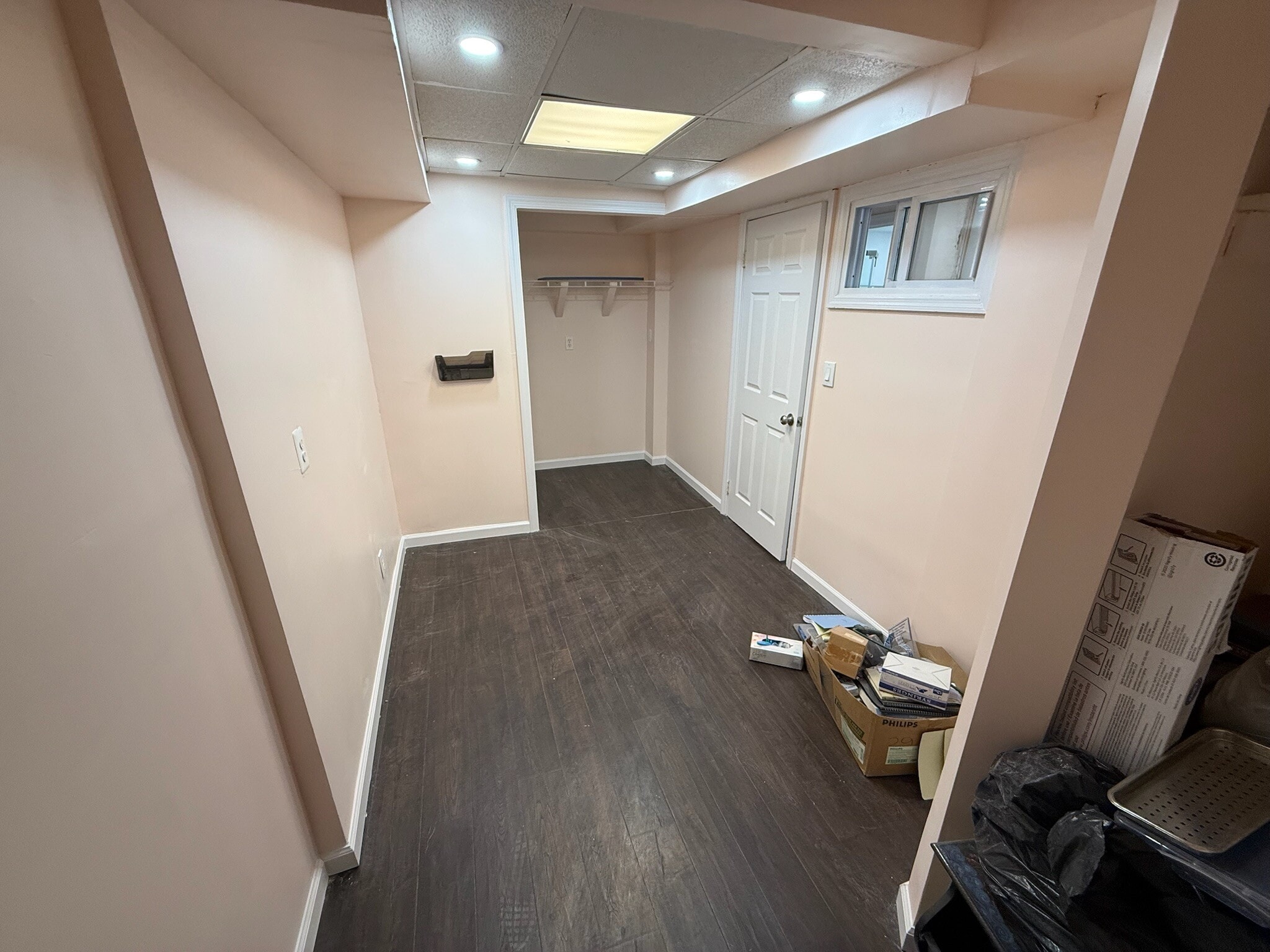 Building Photo - 27 Oceanside Ave