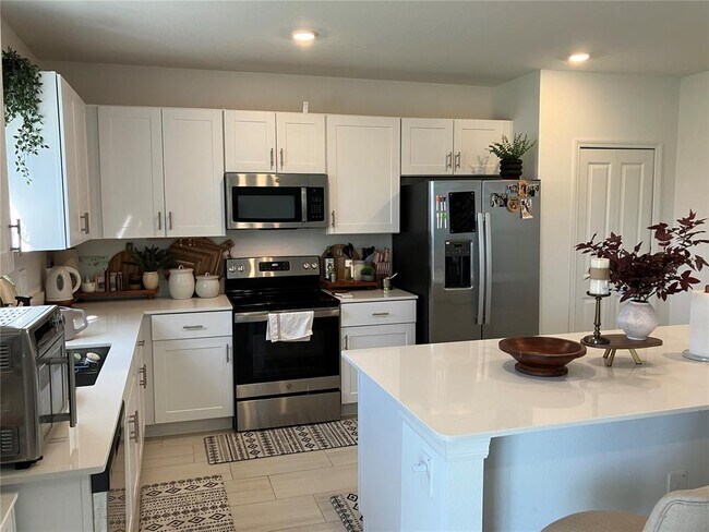 Building Photo - 13259 Palmerston Rd