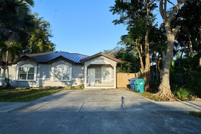 Building Photo - 22725 SW 125th Ave