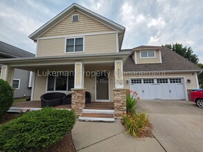 Building Photo - 611 Marketplace Blvd