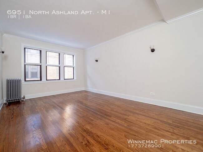 Primary Photo - 6951 N Ashland Ave