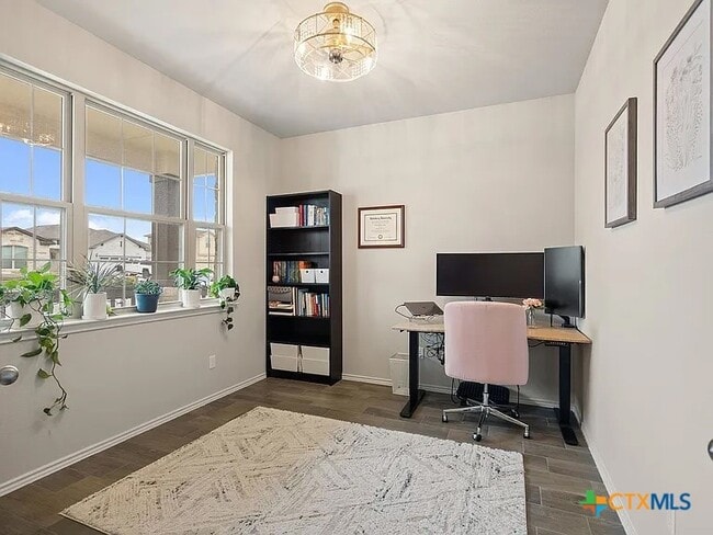 Building Photo - 134 Goldfinch Dr