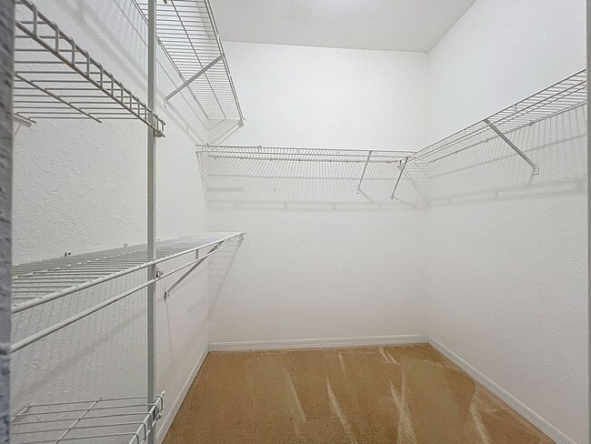 Building Photo - Renovated 2 Bed / 2 Bath Condo in Gated Visconti Condominiums – Maitland