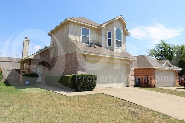 Building Photo - 2320 Hunters Run Dr