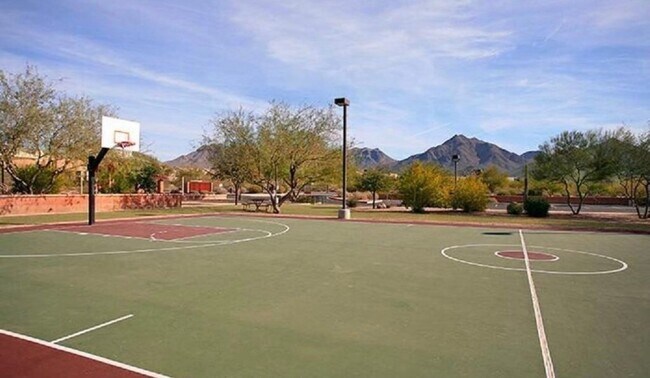Building Photo - Come Settle In — This Scottsdale Gem Is Re...