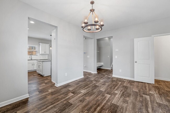 Building Photo - Newer Home in Reedy Fork, SS Appliance, Granite Counter-tops, Island, Office, Den, FP, Loft, Gara...