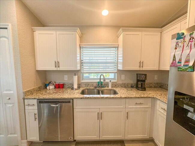 Building Photo - 11707 Willmington Blvd