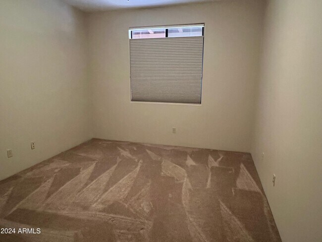 Building Photo - 38219 N 3rd Ave