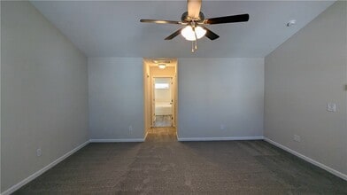 Building Photo - 249 Carvel Trl